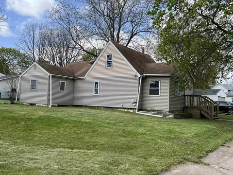200 W Fauble, Durand, MI 48429