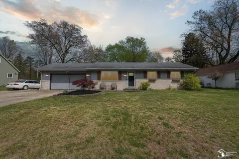 8544 Keitha, Lambertville, MI 48144