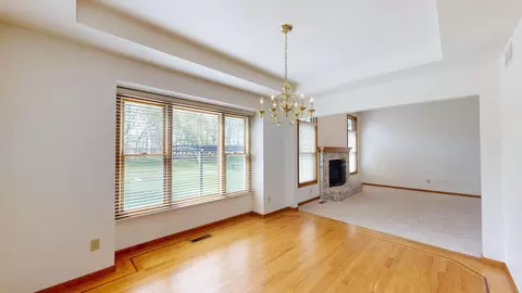 Living - 214 Primrose, Flushing, MI 48433 photo 1 of 5