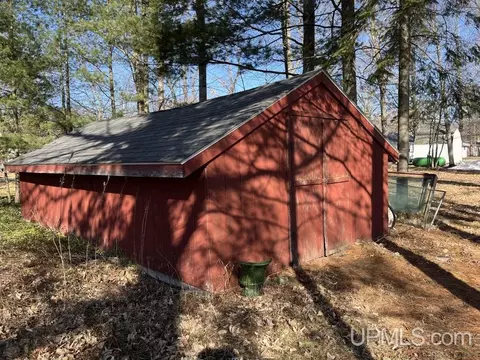 Exterior - n5333 Beech Street, Shingleton, MI 49884 photo 6 of 11