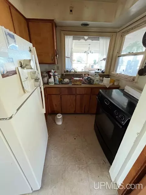 Kitchen - n5333 Beech Street, Shingleton, MI 49884 photo 1 of 1