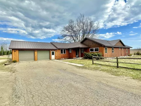 N13504 County 551, Wilson, MI 49896