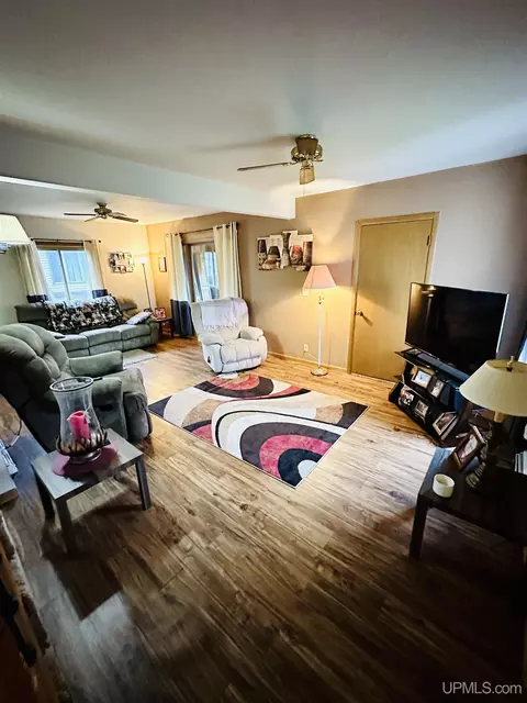 Living - 618 Mitchell, Negaunee, MI 49866 photo 2 of 3