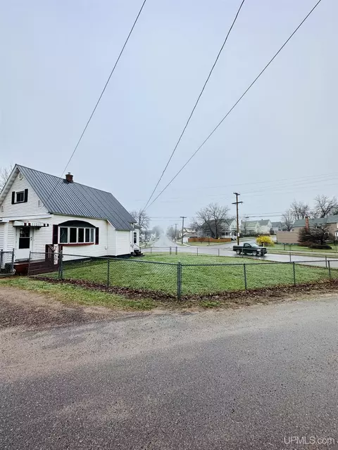 Exterior - 618 Mitchell, Negaunee, MI 49866 photo 7 of 7