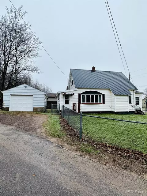 Exterior - 618 Mitchell, Negaunee, MI 49866 photo 6 of 7