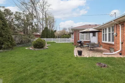 Other - 899 S Brys, Grosse Pointe Woods, MI 48236 photo 5 of 6