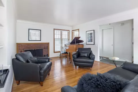 Living - 899 S Brys, Grosse Pointe Woods, MI 48236 photo 1 of 5