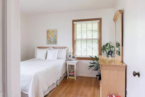 Bedroom - 899 S Brys, Grosse Pointe Woods, MI 48236 photo 3 of 6