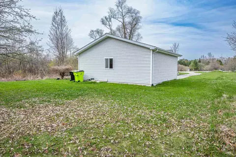 Exterior - 2097 Heather, Gladwin, MI 48624 photo 6 of 12