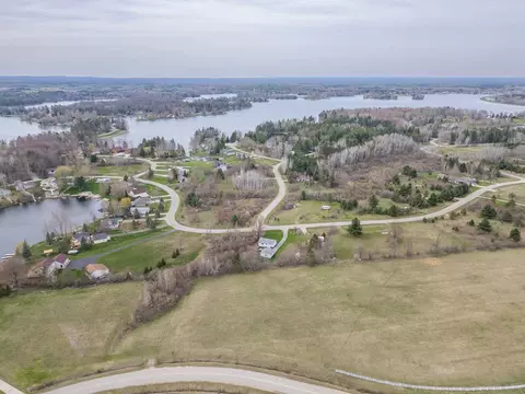 View/Area - 2097 Heather, Gladwin, MI 48624 photo 4 of 12