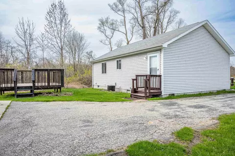 Exterior - 2097 Heather, Gladwin, MI 48624 photo 5 of 12