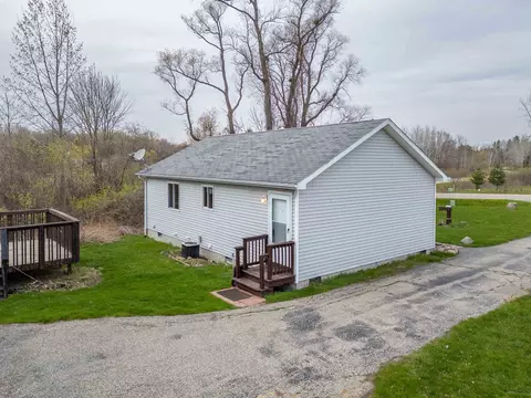 Exterior - 2097 Heather, Gladwin, MI 48624 photo 10 of 12