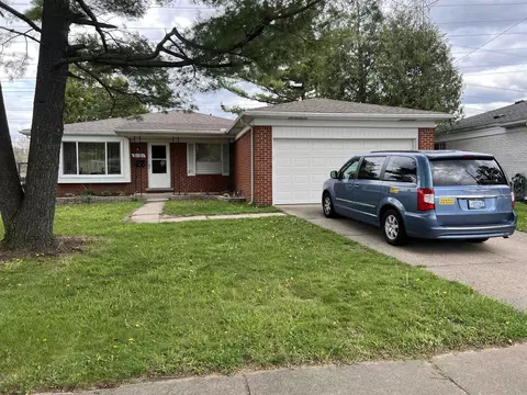 30506 Palomino, Warren, MI 48093