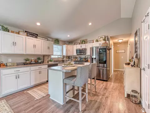Kitchen - 3291 Baycrest, Monroe, MI 48162 photo 1 of 1