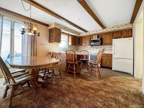 623 S 19th, Escanaba, MI 49829 photo 6
