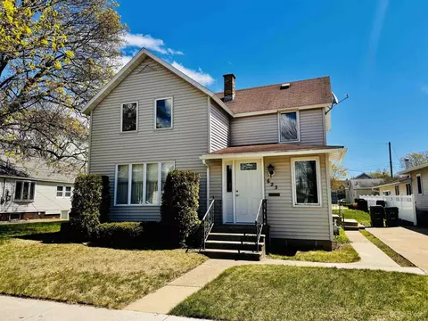 623 S 19th, Escanaba, MI 49829