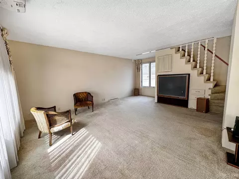 623 S 19th, Escanaba, MI 49829 photo 2