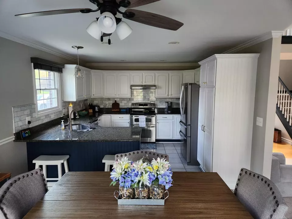 Kitchen - 3411 Woodfield, East China, MI 48054 photo 6 of 7