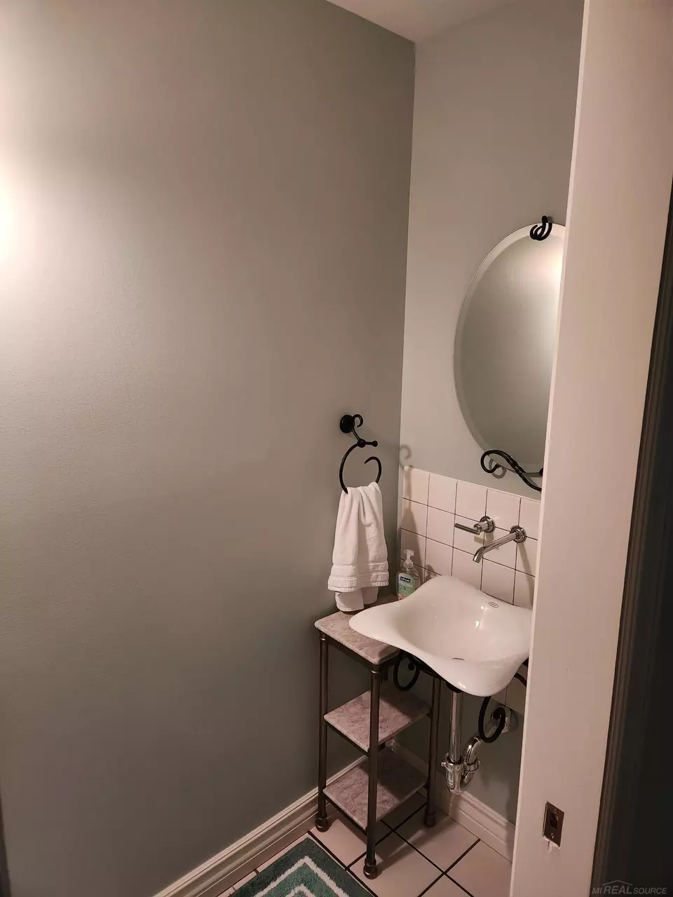 Bath - 3411 Woodfield, East China, MI 48054 photo 3 of 7