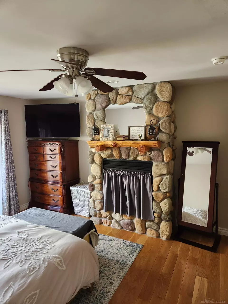 Bedroom - 3411 Woodfield, East China, MI 48054 photo 3 of 6