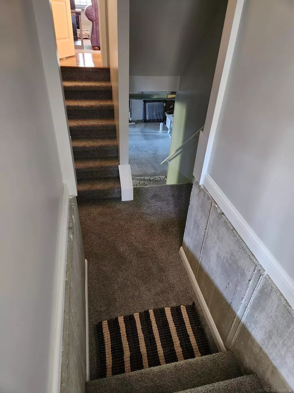 Entry Way - 3411 Woodfield, East China, MI 48054 photo 7 of 7