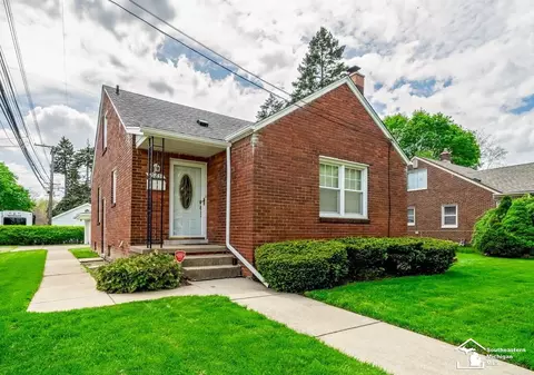 14831 Harrison, Allen Park, MI 48101