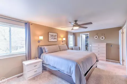 Bedroom - 17460 Delaware, Macomb, MI 48044 photo 2 of 2