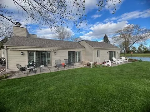 6370 Golf Lakes Ct E, Bay City, MI 48706