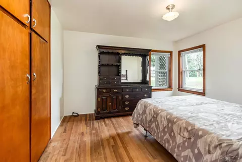 Bedroom - 15490 Gratiot, Hemlock, MI 48626 photo 1 of 3