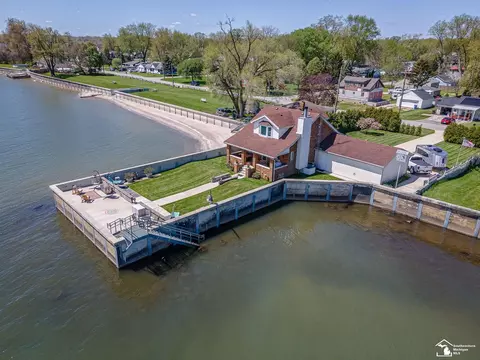 2174 Edgewater, Monroe, MI 48162 photo 49