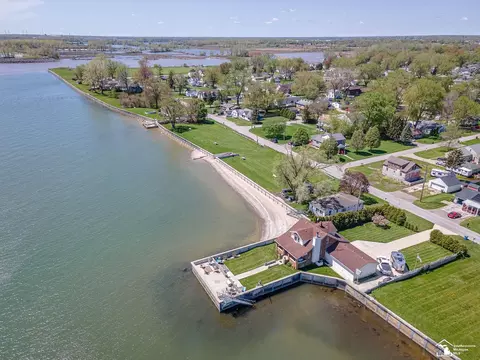 2174 Edgewater, Monroe, MI 48162 photo 48