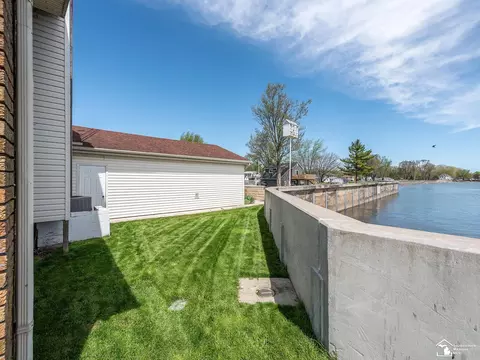 2174 Edgewater, Monroe, MI 48162 photo 33
