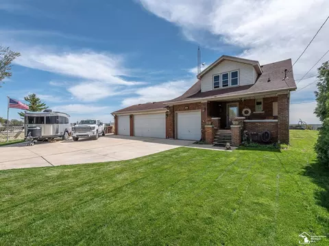 2174 Edgewater, Monroe, MI 48162