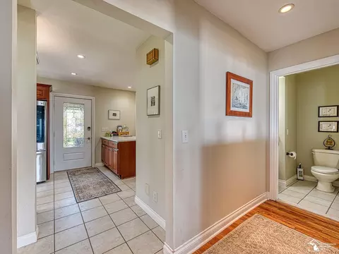 2174 Edgewater, Monroe, MI 48162 photo 8