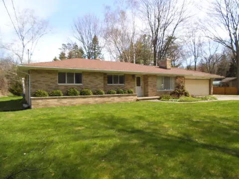 300 N Mackinaw, Linwood, MI 48634