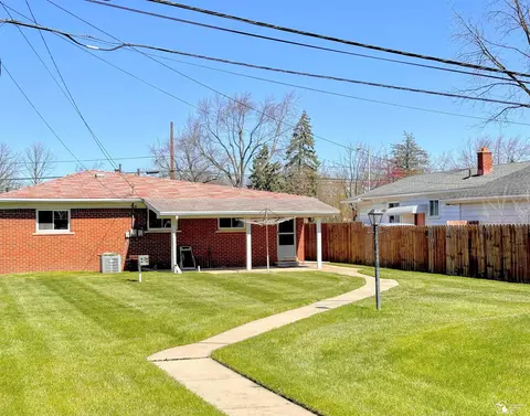 14739 Pennsylvania, Riverview, MI 48193 photo 5
