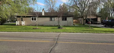 1761 W W Rdg, Bay City, MI 48708