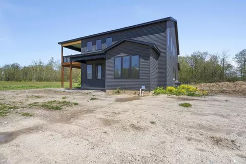 Exterior - 12491 Woodside, Carleton, MI 48117 photo 7 of 11