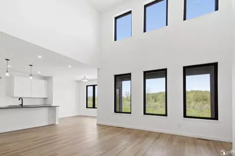 Living - 12491 Woodside, Carleton, MI 48117 photo 3 of 3