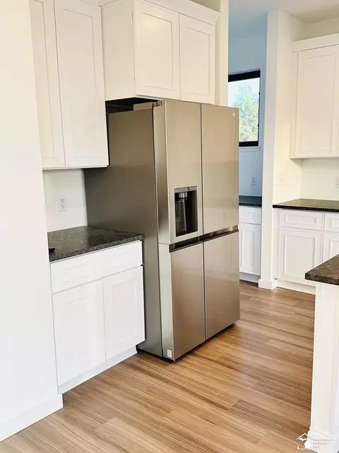 Kitchen - 12491 Woodside, Carleton, MI 48117 photo 1 of 5