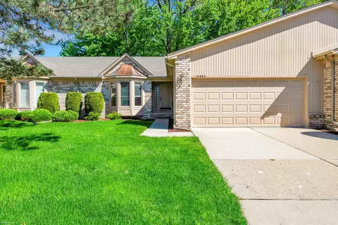 18995 Carmelo, Clinton Township, MI 48038