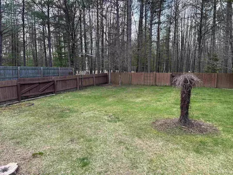Exterior - 34 Maple View Dr, Gladstone, MI 49837 photo 8 of 9