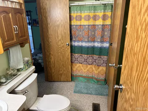 Bath - 34 Maple View Dr, Gladstone, MI 49837 photo 2 of 2