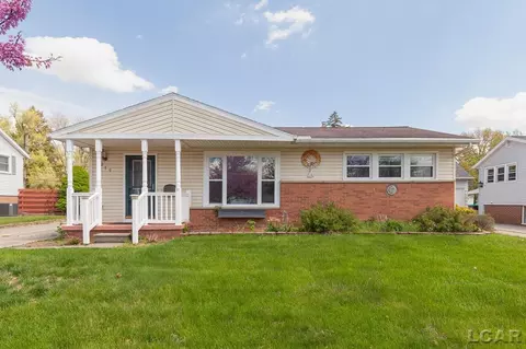 210 Canterbury, Adrian, MI 49221