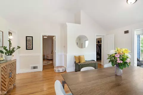 Entry Way - 3127 Devondale, Rochester Hills, MI 48309 photo 1 of 3