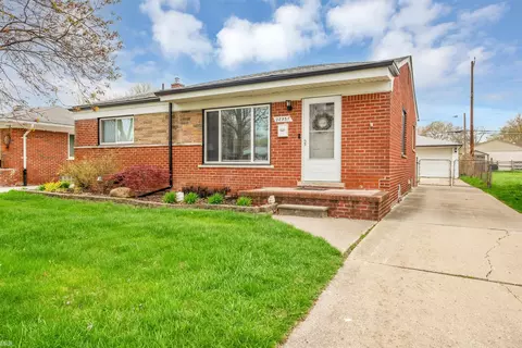 28937 Jane, Saint Clair Shores, MI 48081