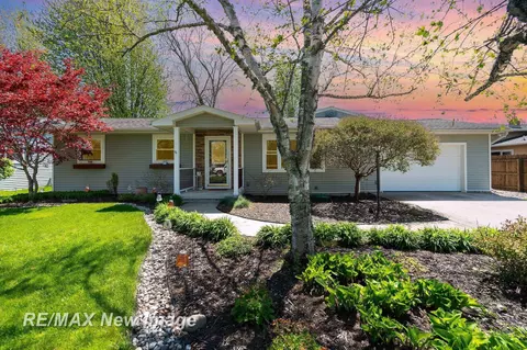 1841 Kelly, Saginaw, MI 48604