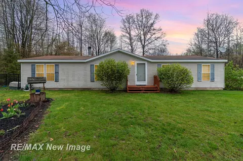 4718 W Olson, Shepherd, MI 48883