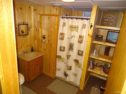 Bath - 13812 Ford, L'anse, MI 49946 photo 3 of 4