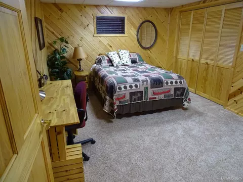Bedroom - 13812 Ford, L'anse, MI 49946 photo 4 of 5